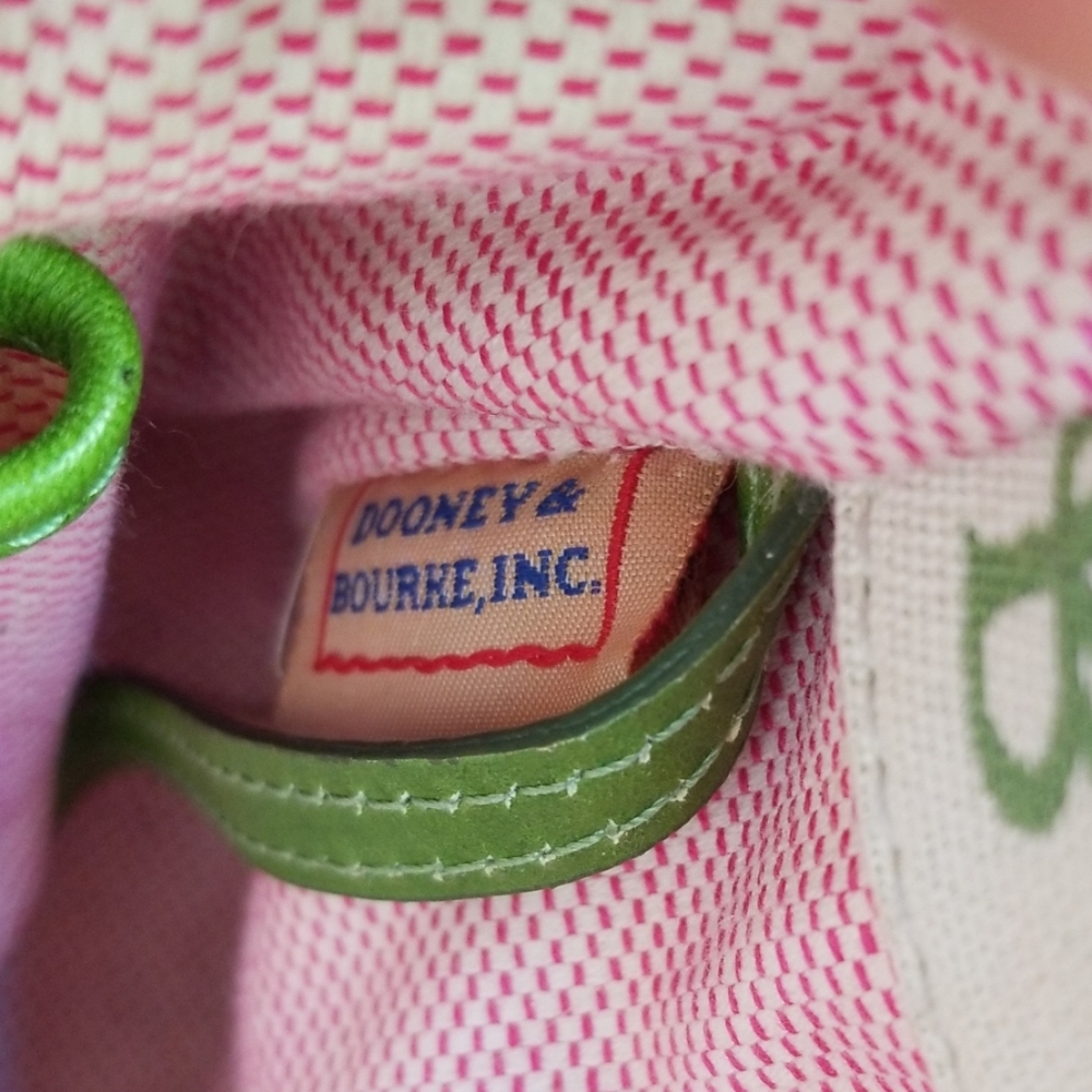 Beautiful Dooney & Bourke satchel - Picture 6 of 7
